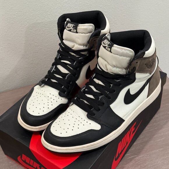 Jordan 1 Retro OG High Dark Mocha Men's Sneakers - Picture 3 of 7